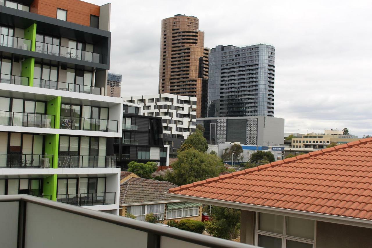 Poplar Box Hill Apartment Eksteriør bilde